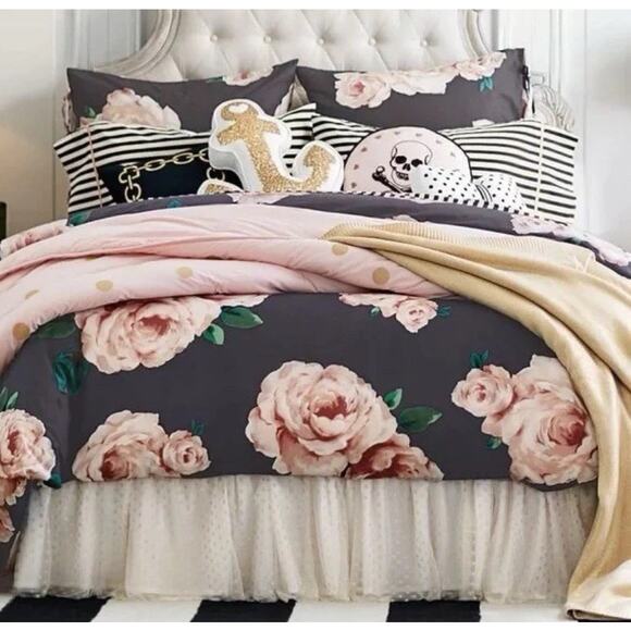 Pottery Barn Teen Emily & Meritt Bed of Roses Full/Queen Duvet & 4pc Case Set - Picture 1 of 8